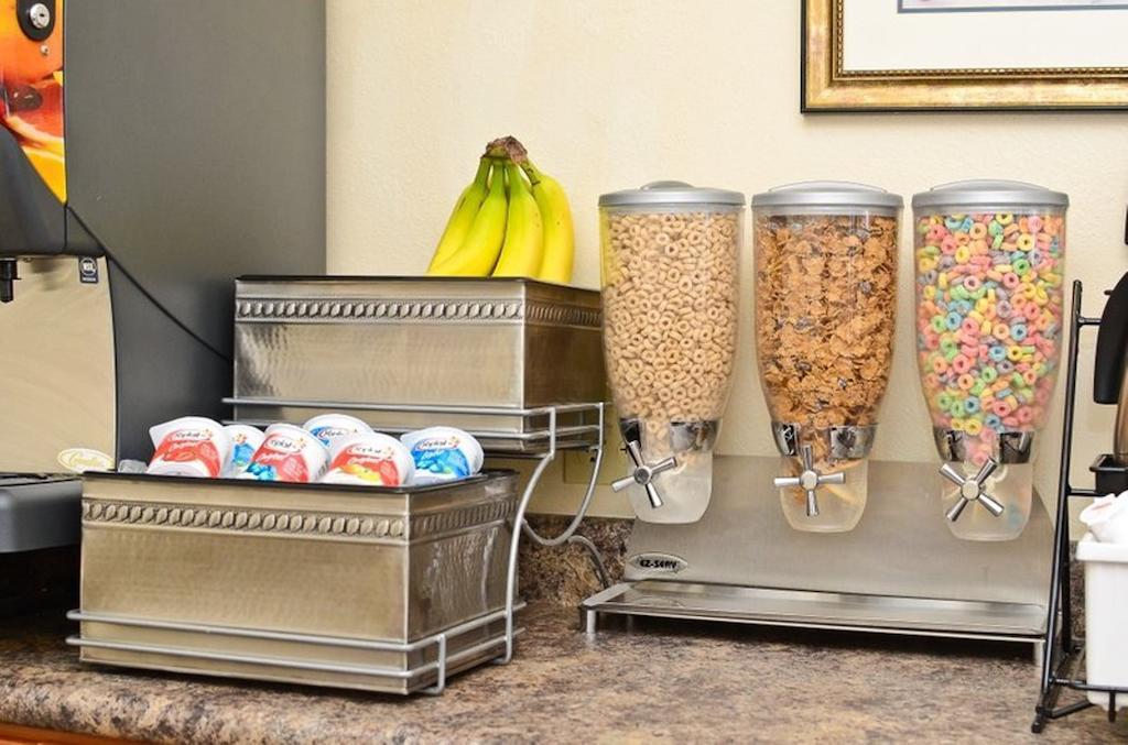 Quality Inn Price Gateway To Moab National Parks Restaurant photo