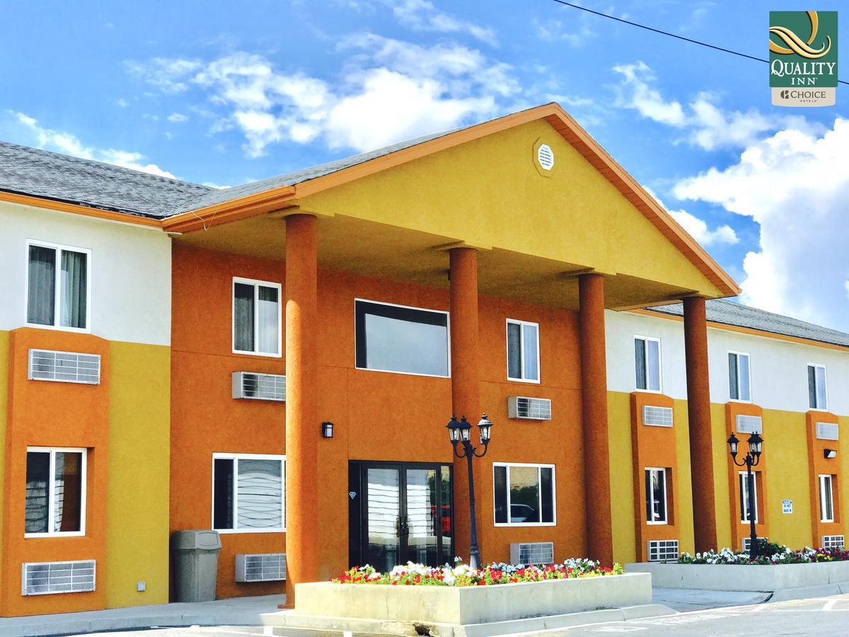 Quality Inn Price Gateway To Moab National Parks Exterior photo